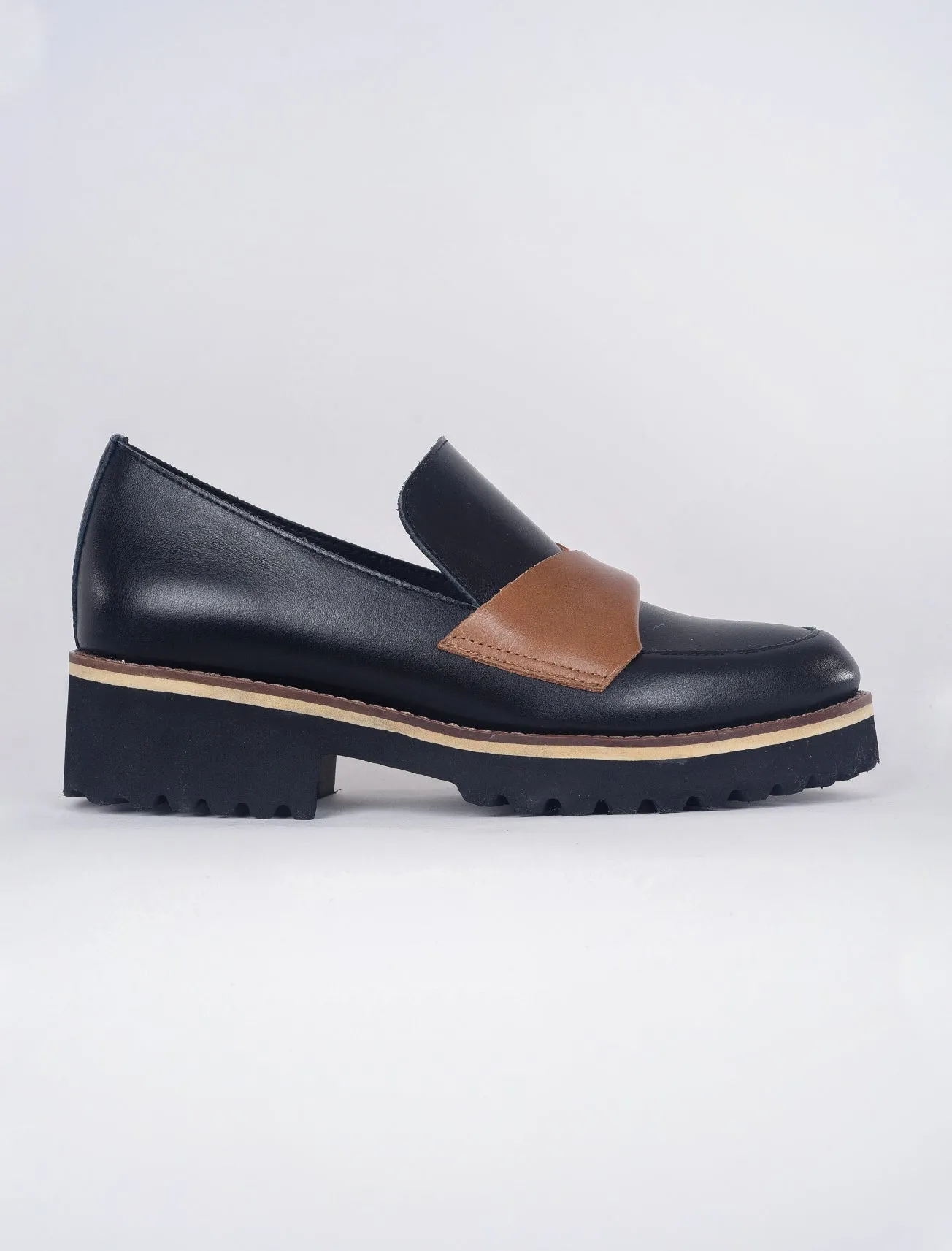 Flatsash Lugg Loafer, Black/Brown
